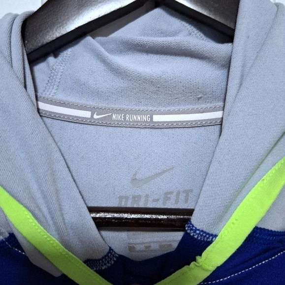 Nike Dri-Fit Womens Pull Over Hoodie Longsleeve Athletic Sporty Bodycon Stretch - Picture 8 of 12